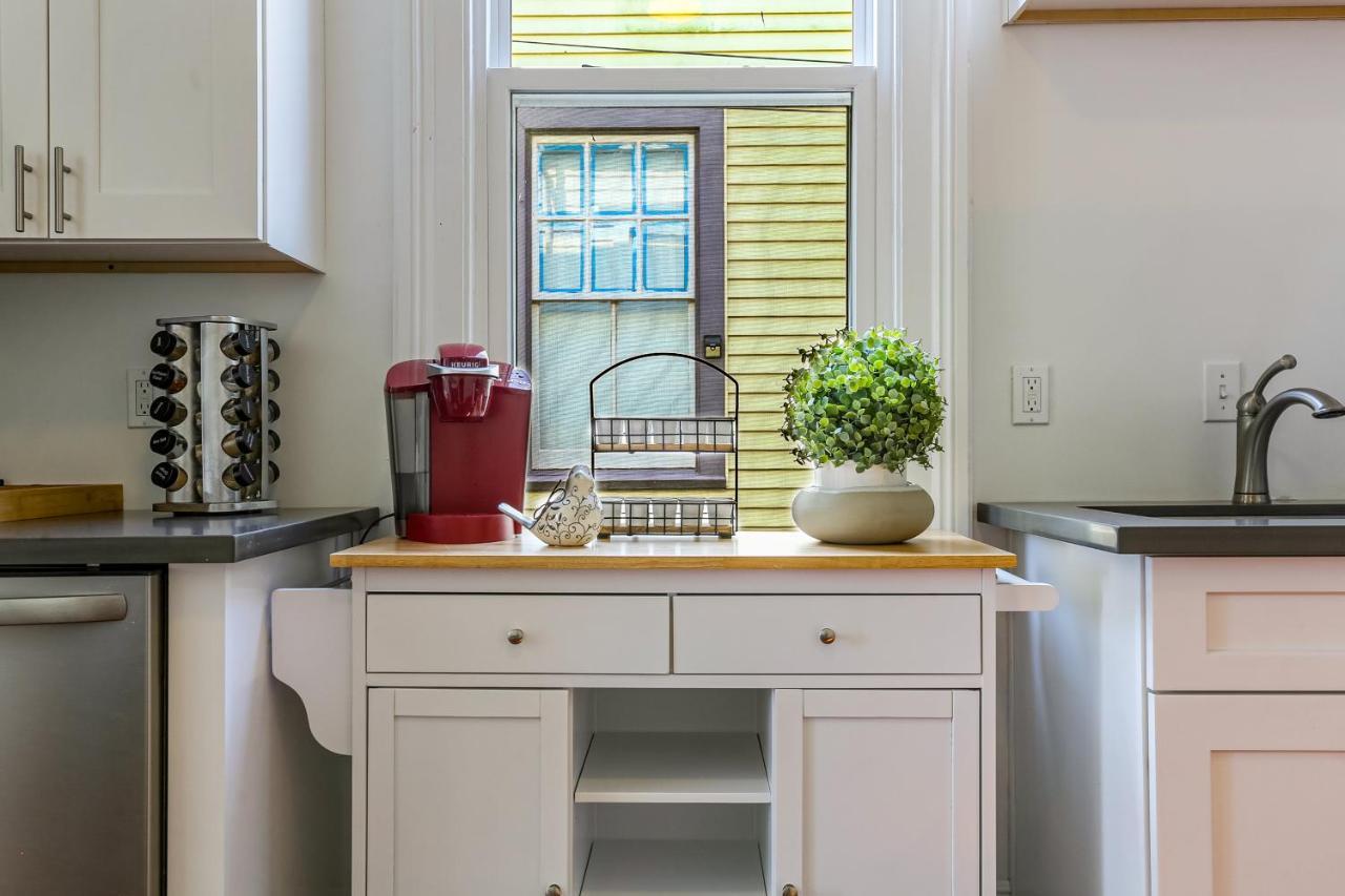 ニューオーリンズPrivate 2Br In Uptown By Hosteevaアパートメント エクステリア 写真